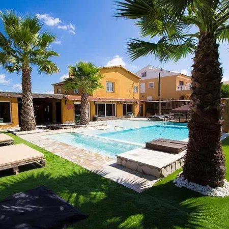 Willa Catalunya Casas Relax And Recharge - Only 34km From Barcelona!