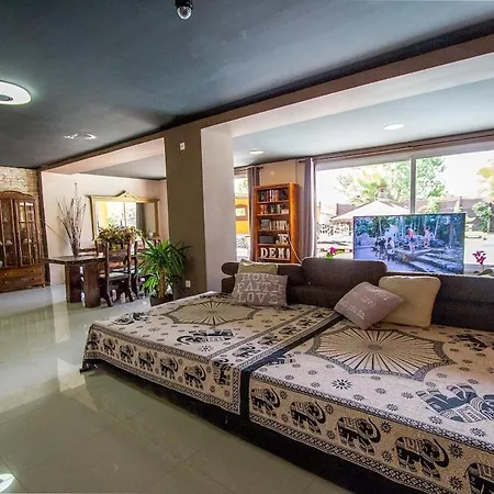 ヴィラ Catalunya Casas Relax And Recharge - Only 34km From Barcelona! ルビー